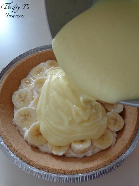 This Heavenly Banana Pie is absolutely fabulous! I love easy desserts and this is definitely one of those recipes!