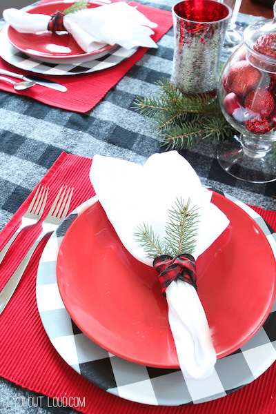 15+ Christmas Table Decorations